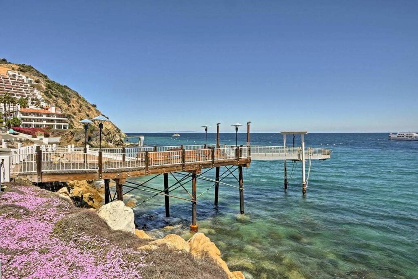 Lux Oceanfront Villa With Breathtaking Views Avalon Εξωτερικό φωτογραφία